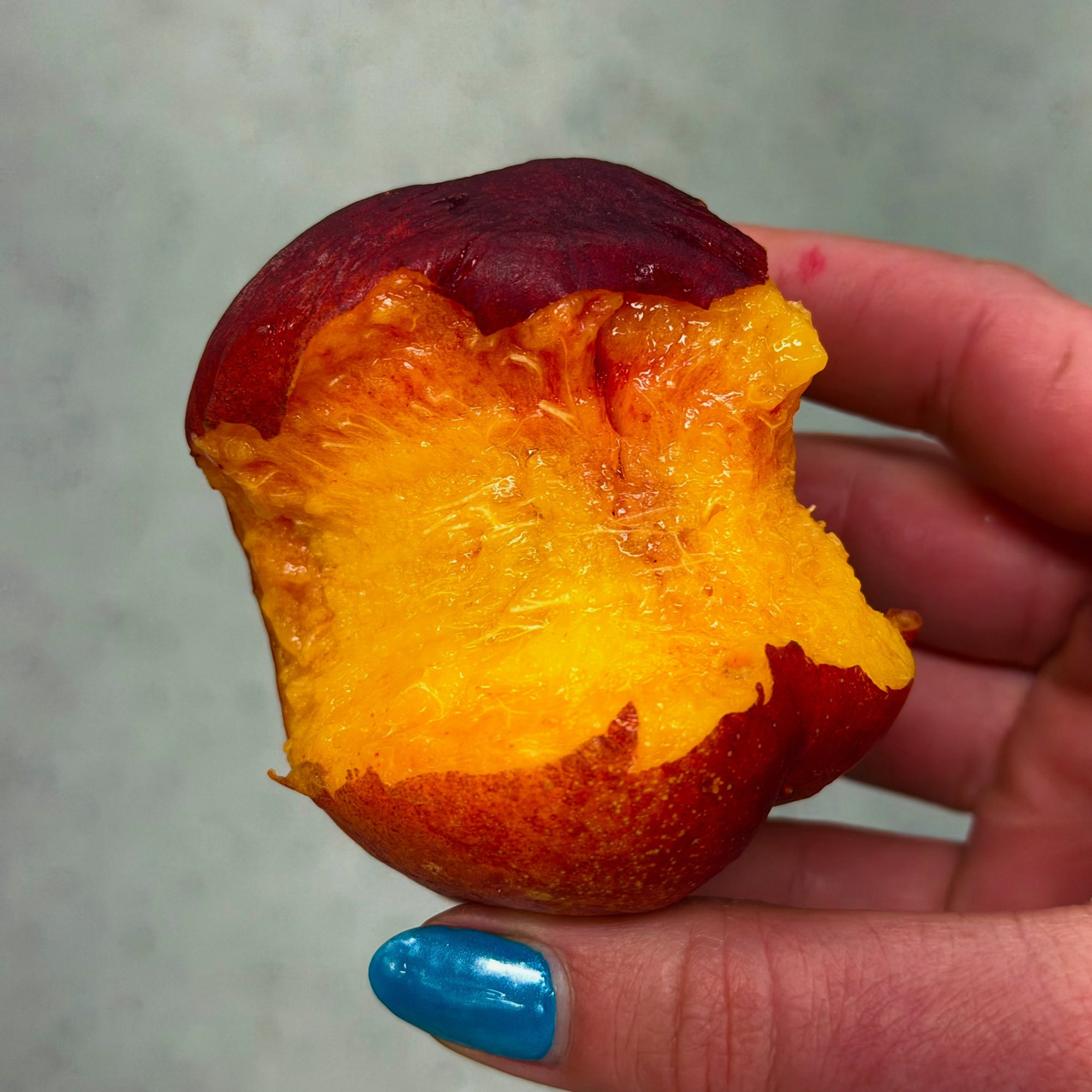 Organic Yellow Nectarine - EACH